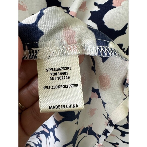 Skies Are Blue Women's Floral Girly Long Sleeves Button Down Blouse Petite S - Picture 6 of 7